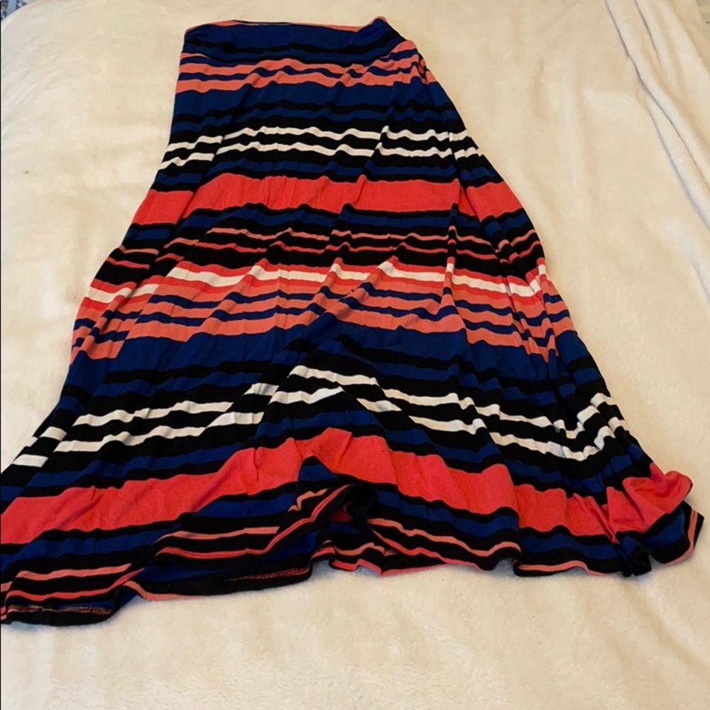 Striped Maxi skirt